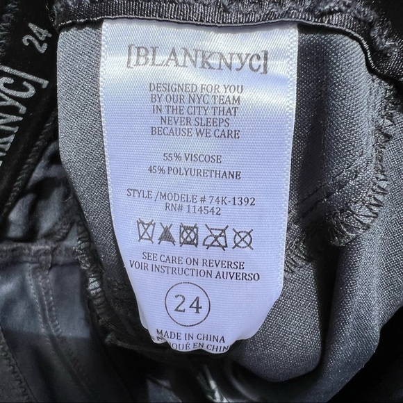 BLANK NYC VEGAN LEATHER BLACK JEANS SIZE 2 NWT - Picture 4 of 4